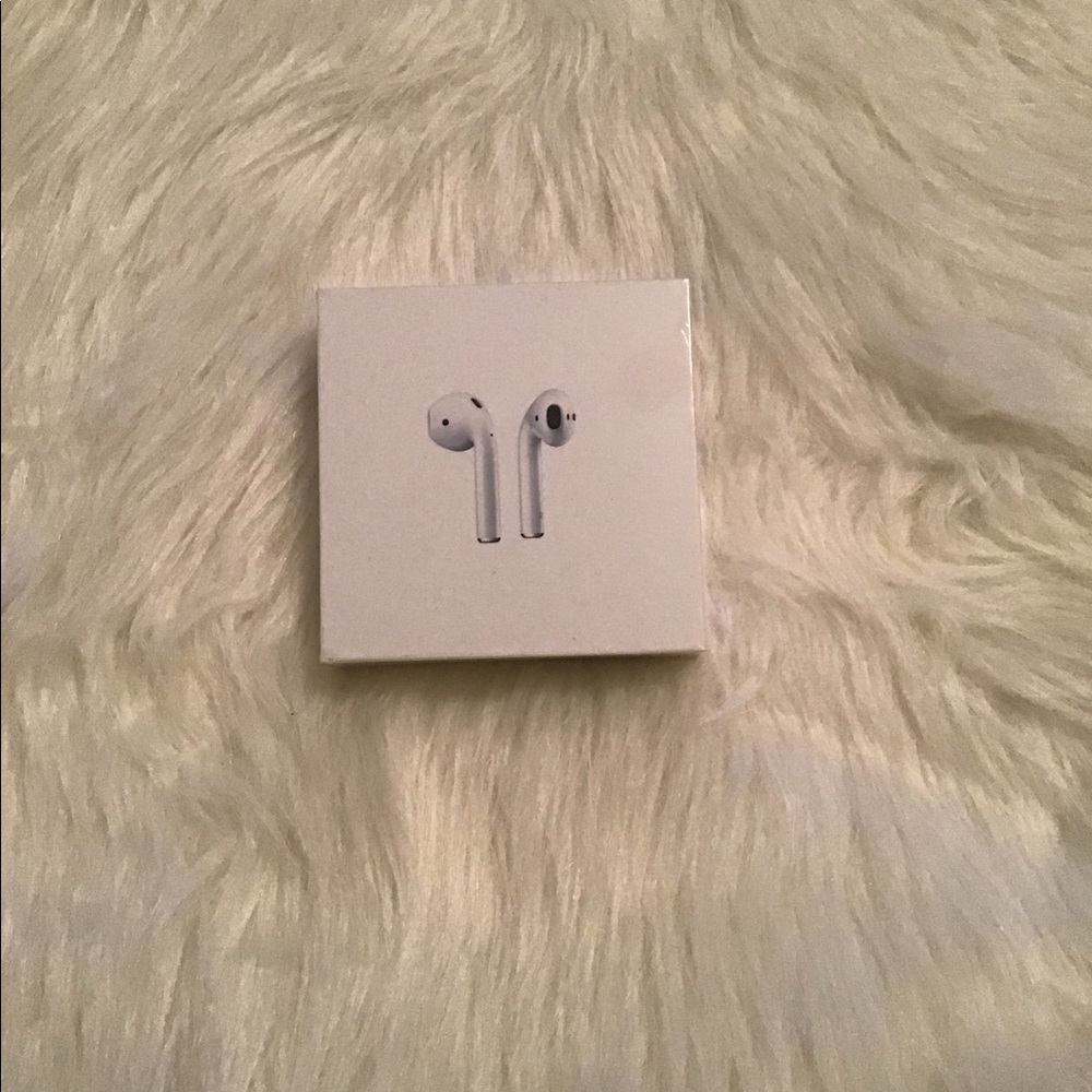 NWT 🎉 AirPods Gen2s🎉